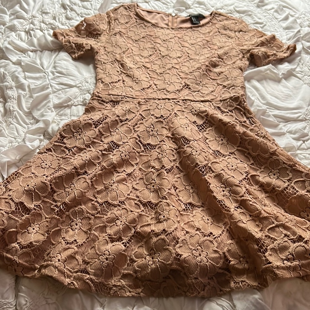 Tan lace Forever21 dress